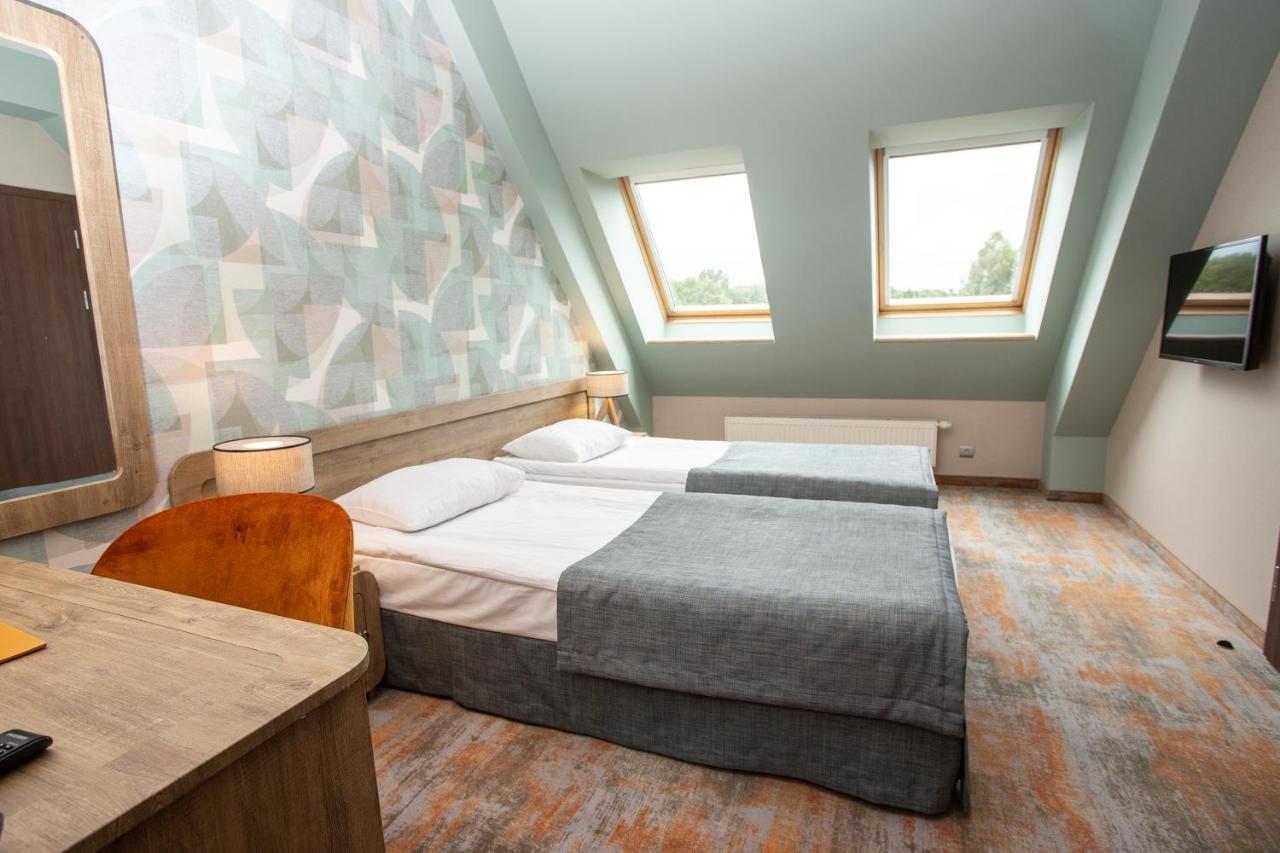 Hotel Styl 70 Pszczyna Eksteriør bilde