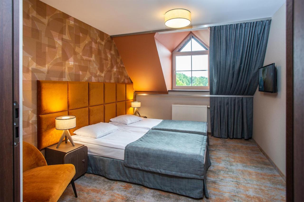 Hotel Styl 70 Pszczyna Eksteriør bilde