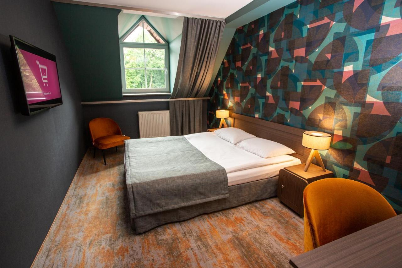 Hotel Styl 70 Pszczyna Eksteriør bilde