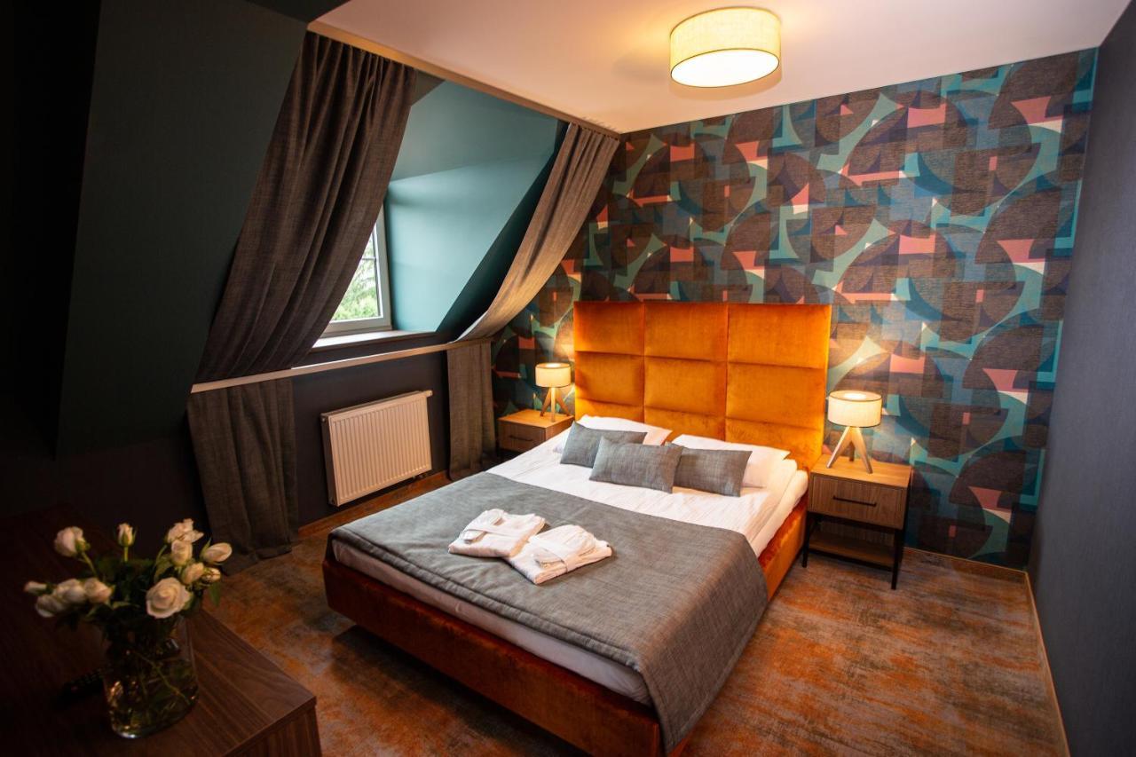 Hotel Styl 70 Pszczyna Eksteriør bilde